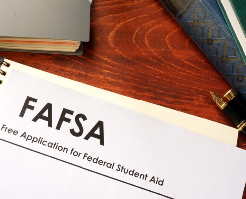 College Admissions: The Complete Guide to FAFSA and Financial Aid
